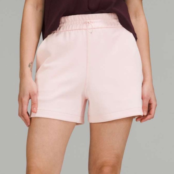 lululemon athletica Pants - NWOT Lululemon Softstreme High-Rise Short 4” Strawberry Milkshake